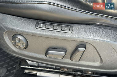 Универсал Volkswagen Passat 2012 в 