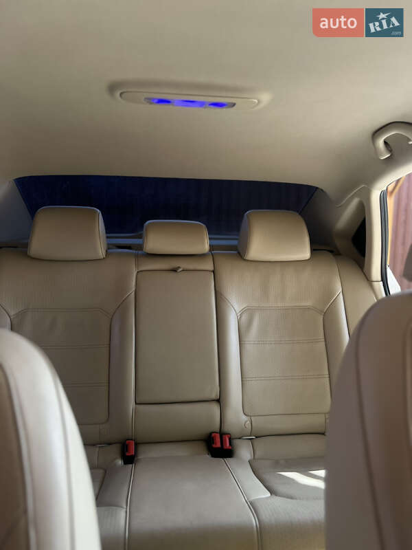 Седан Volkswagen Passat 2012 в Коростышеве