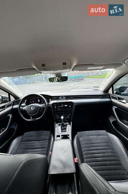 Седан Volkswagen Passat 2018 в 