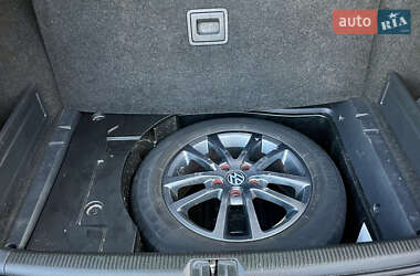 Универсал Volkswagen Passat 2011 в 