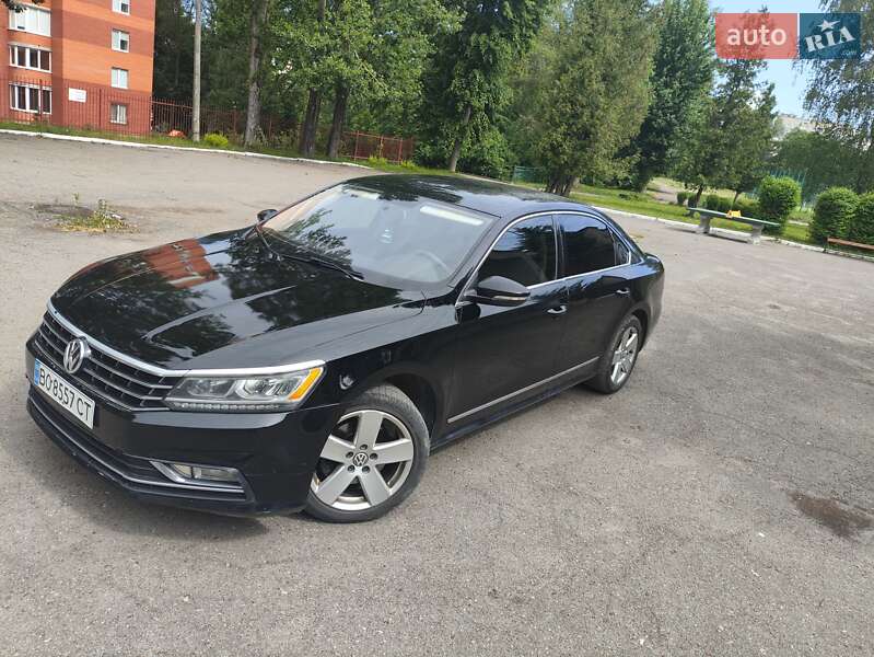 Седан Volkswagen Passat 2016 в Тернополе