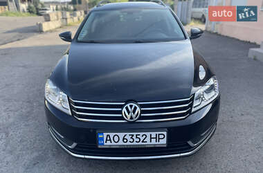 Универсал Volkswagen Passat 2012 в 