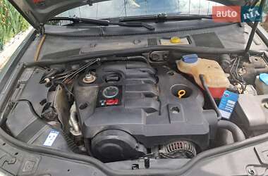 Универсал Volkswagen Passat 2002 в 