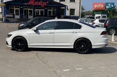 Седан Volkswagen Passat 2018 в 