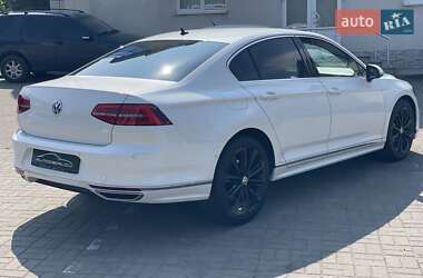Седан Volkswagen Passat 2018 в 