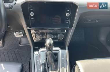 Седан Volkswagen Passat 2018 в 