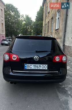 Универсал Volkswagen Passat 2010 в 
