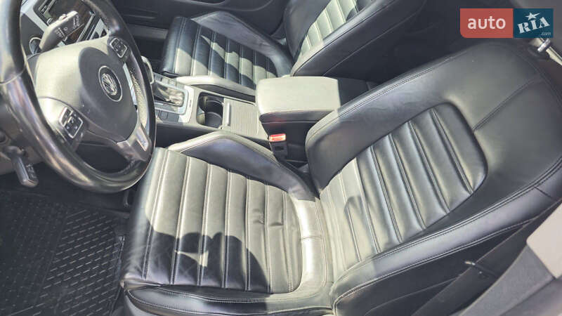 Универсал Volkswagen Passat 2012 в Львове