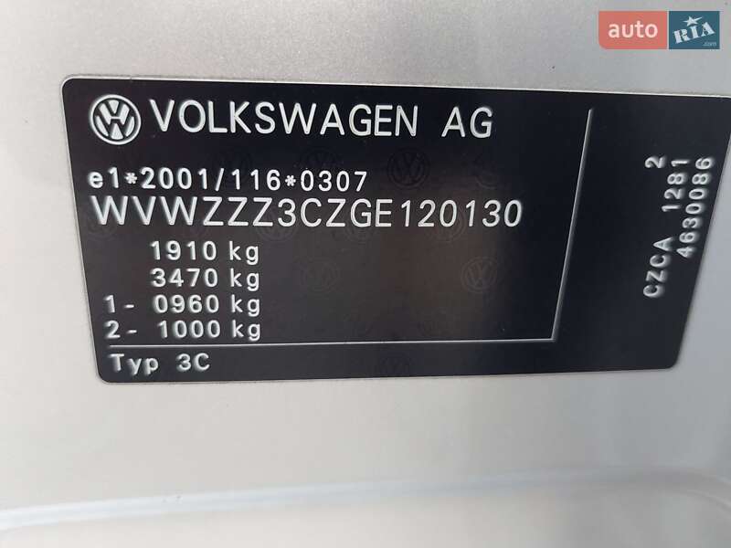 Седан Volkswagen Passat 2016 в Одесі