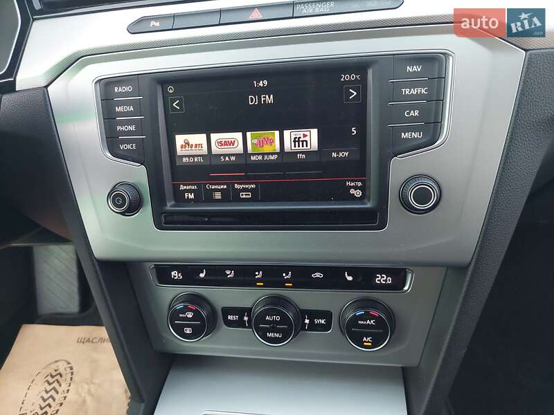 Седан Volkswagen Passat 2016 в Одесі