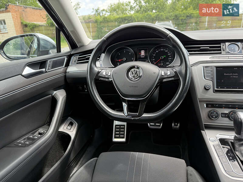 Универсал Volkswagen Passat 2016 в Виннице
