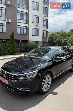 Седан Volkswagen Passat 2017 в Києві