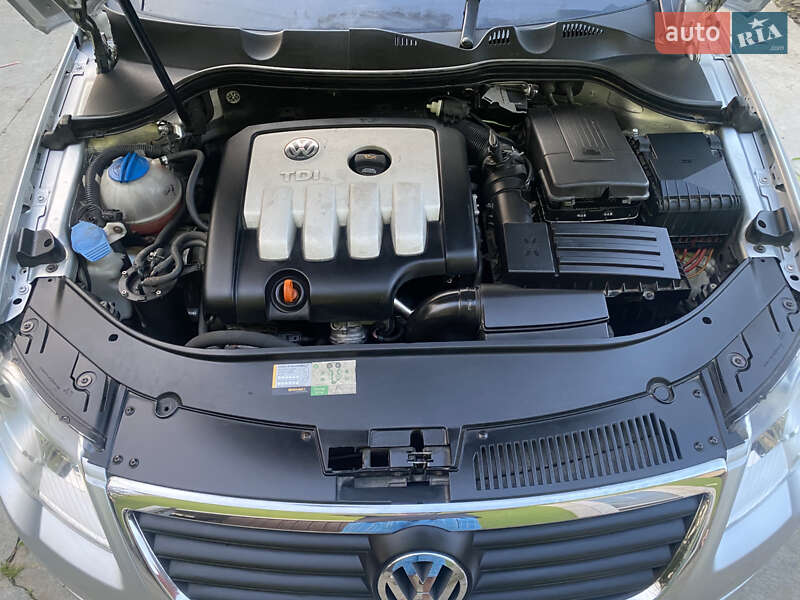 Седан Volkswagen Passat 2005 в Городку