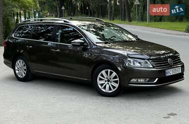 Універсал Volkswagen Passat 2013 в Львові