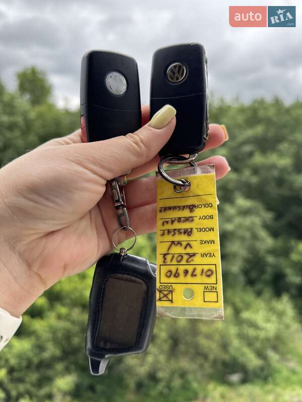 Седан Volkswagen Passat 2012 в Чернігові