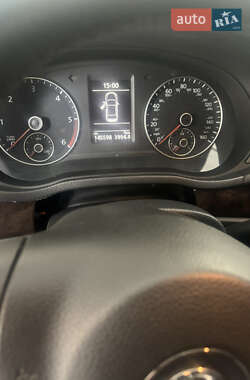 Седан Volkswagen Passat 2014 в 