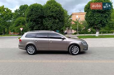 Універсал Volkswagen Passat 2013 в 