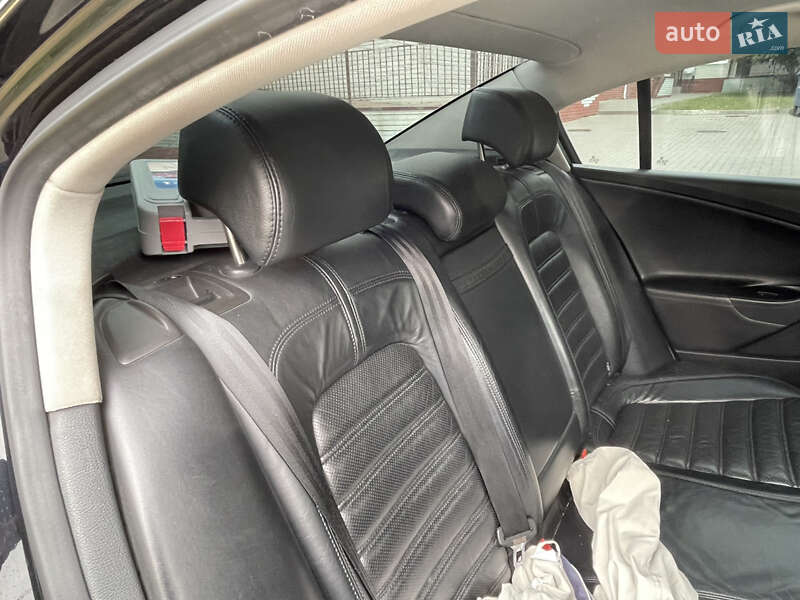 Седан Volkswagen Passat 2008 в Одессе