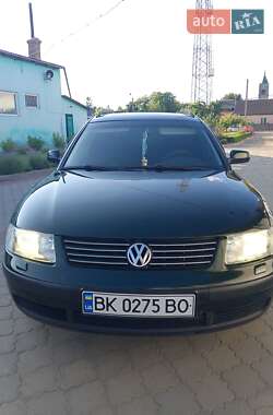 Универсал Volkswagen Passat 1998 в Ровно