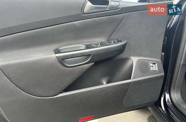 Универсал Volkswagen Passat 2010 в 