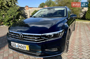 Універсал Volkswagen Passat 2020 в Львові