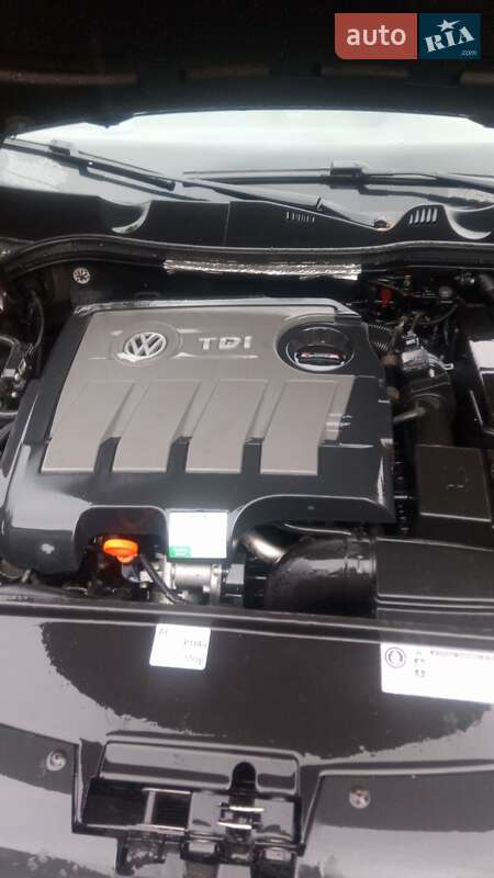 Универсал Volkswagen Passat 2012 в Сумах