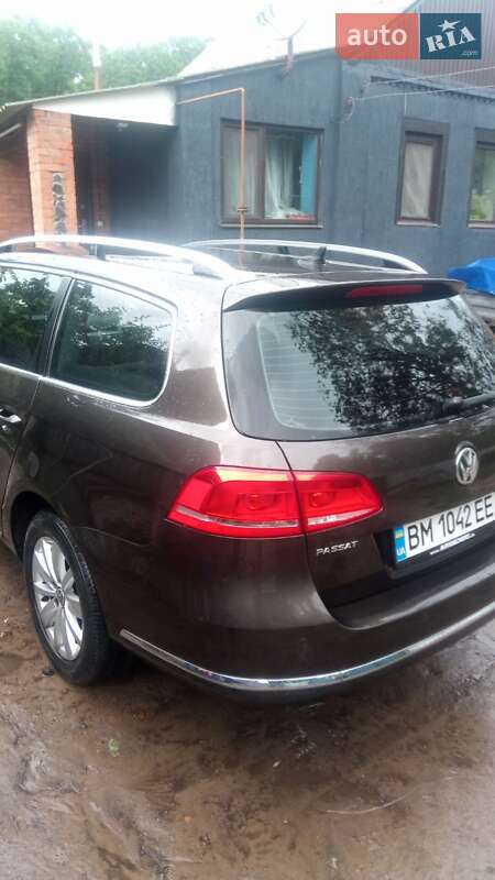 Универсал Volkswagen Passat 2012 в Сумах