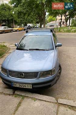 Седан Volkswagen Passat 1997 в Львове