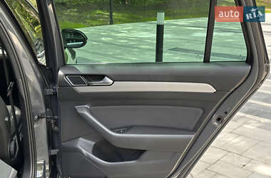 Универсал Volkswagen Passat 2019 в 