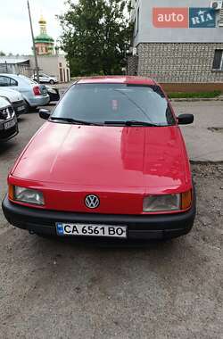 Седан Volkswagen Passat 1992 в Черкасах
