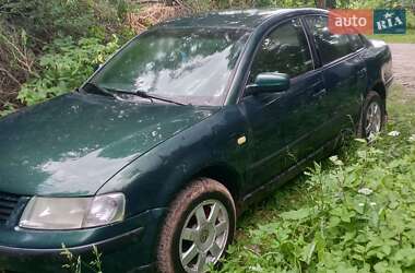 Седан Volkswagen Passat 1999 в 
