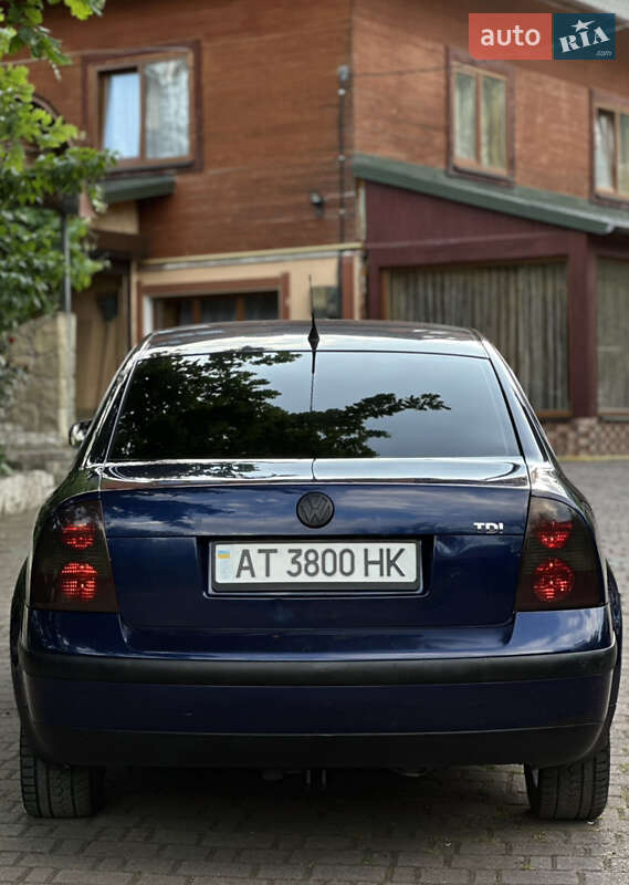 Седан Volkswagen Passat 2001 в Ивано-Франковске