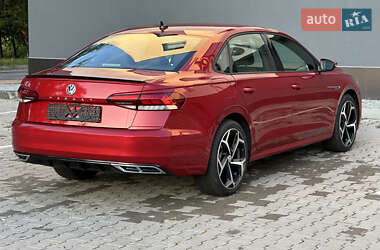 Седан Volkswagen Passat 2022 в 