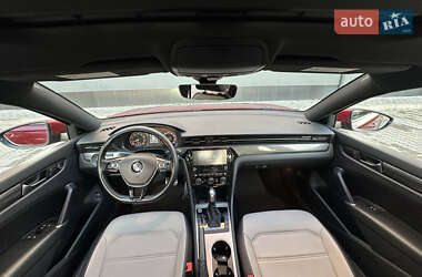 Седан Volkswagen Passat 2022 в 