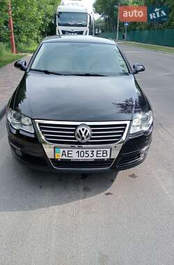 Седан Volkswagen Passat 2009 в Киеве