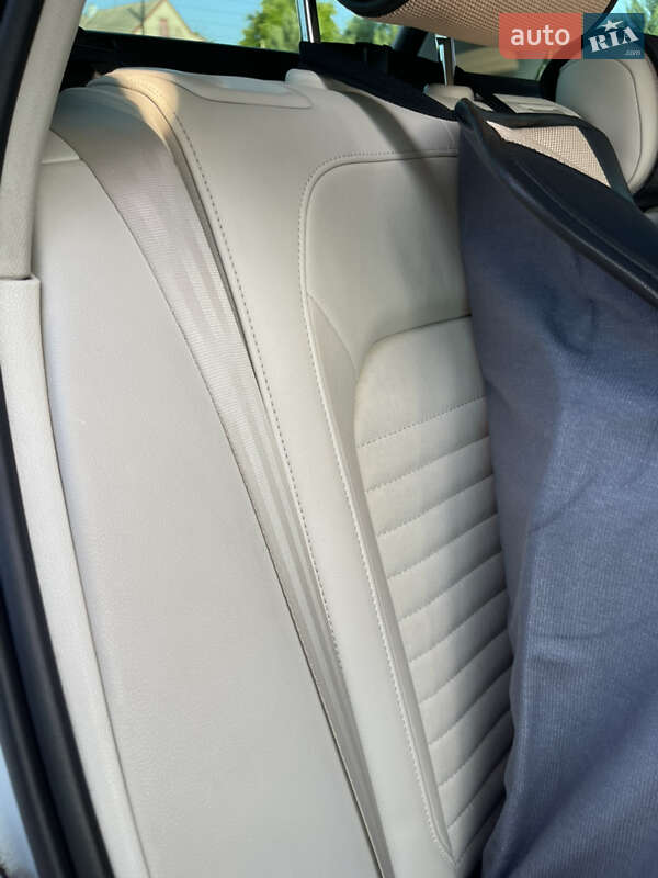 Универсал Volkswagen Passat 2016 в Одессе