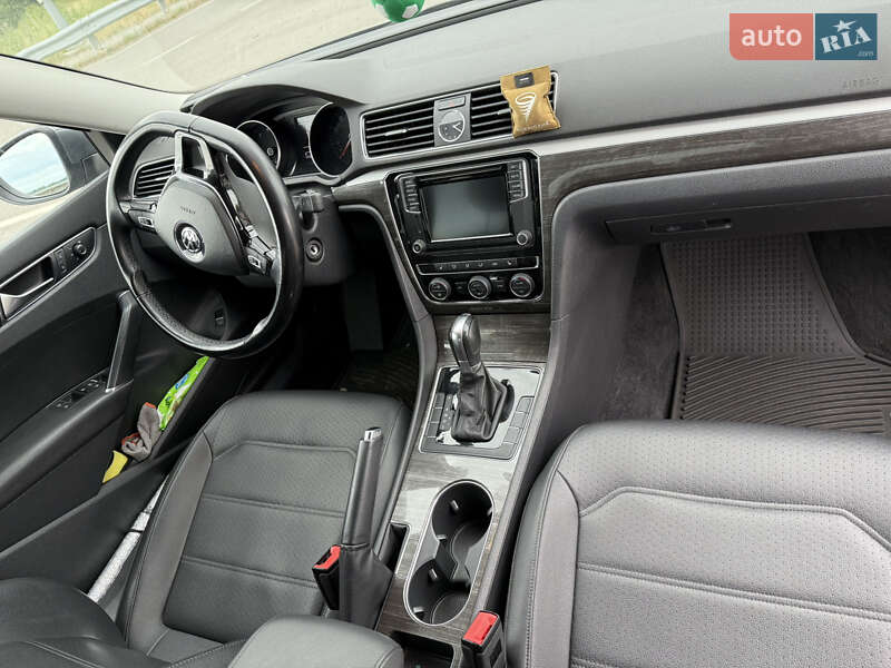 Седан Volkswagen Passat 2016 в Киеве фото 12 Седан Volkswagen Passat 2016 в Киеве
