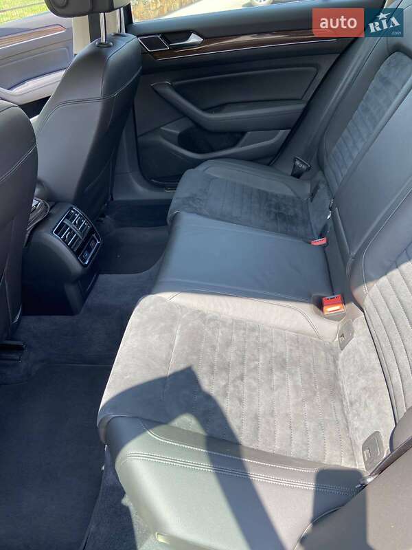 Универсал Volkswagen Passat 2017 в Могилев-Подольске