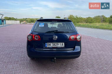 Седан Volkswagen Passat 2006 в 
