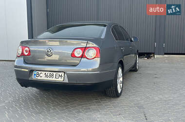 Седан Volkswagen Passat 2008 в 