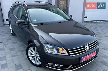 Універсал Volkswagen Passat 2012 в 