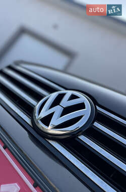 Універсал Volkswagen Passat 2012 в 