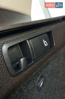 Універсал Volkswagen Passat 2012 в 