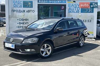 Универсал Volkswagen Passat 2013 в Киеве