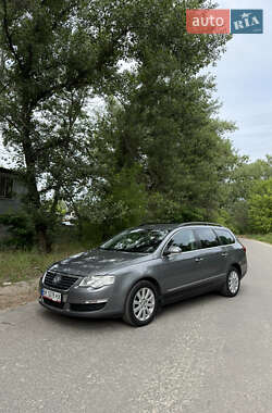 Универсал Volkswagen Passat 2006 в Днепре