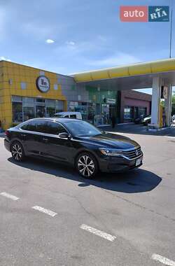 Седан Volkswagen Passat 2020 в Києві