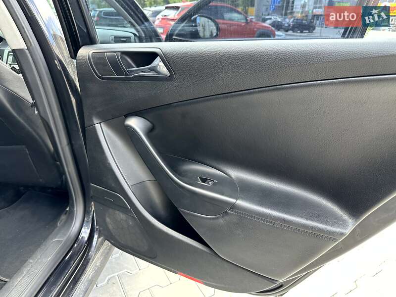 Седан Volkswagen Passat 2006 в Ивано-Франковске фото 61 Седан Volkswagen Passat 2006 в Ивано-Франковске