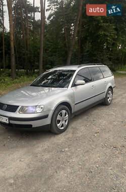 Универсал Volkswagen Passat 1998 в Смыге