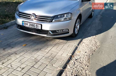 Седан Volkswagen Passat 2013 в Сумах