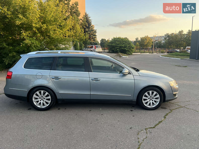 Універсал Volkswagen Passat 2008 в Харкові